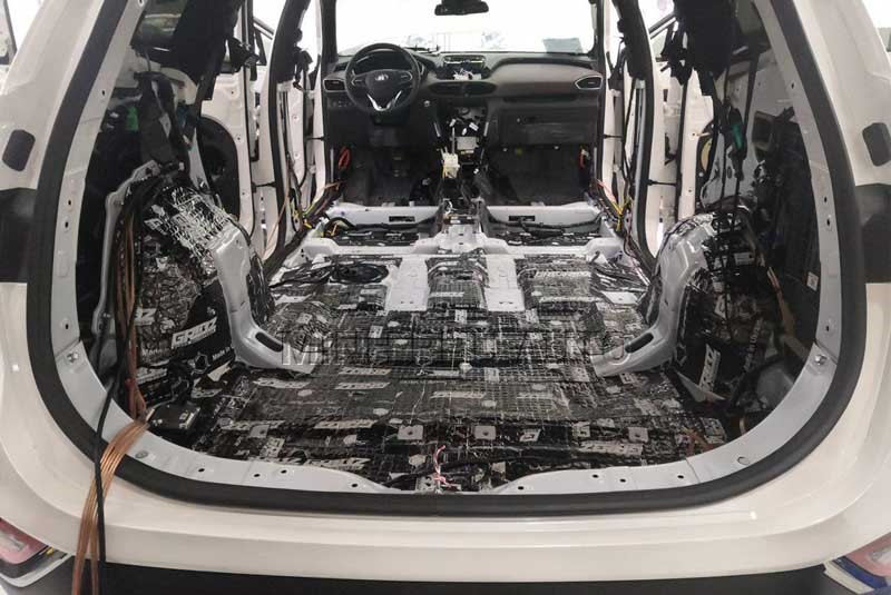 BRO AUTO chuyên độ cách âm chống ồn cho xe Ford Everest