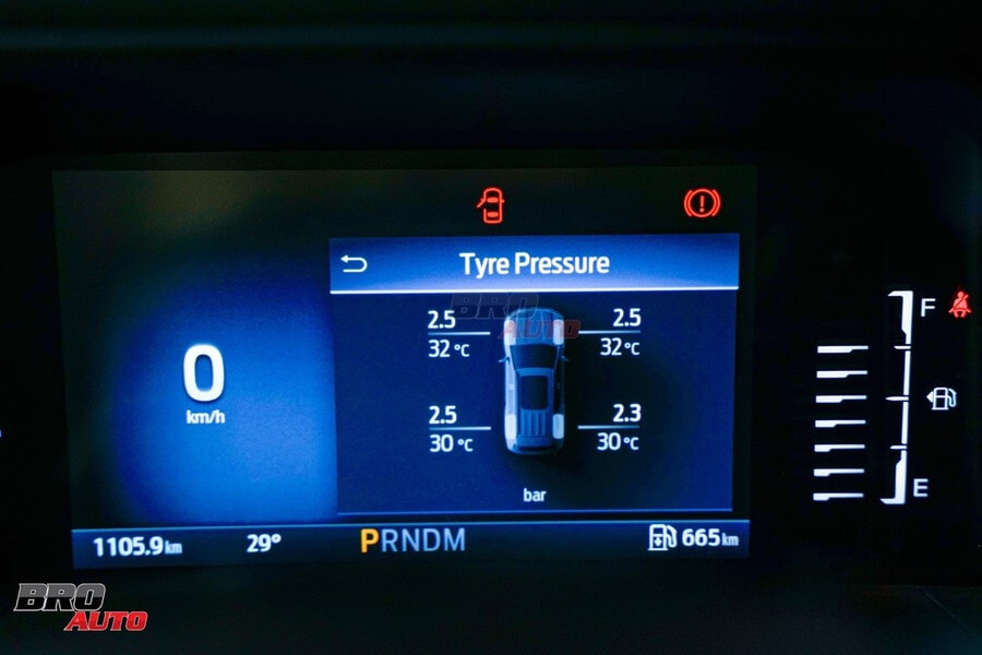 Cảm biến áp suất lốp giúp kiểm soát được nhiệt độ và áp suất của 4 lốp xe