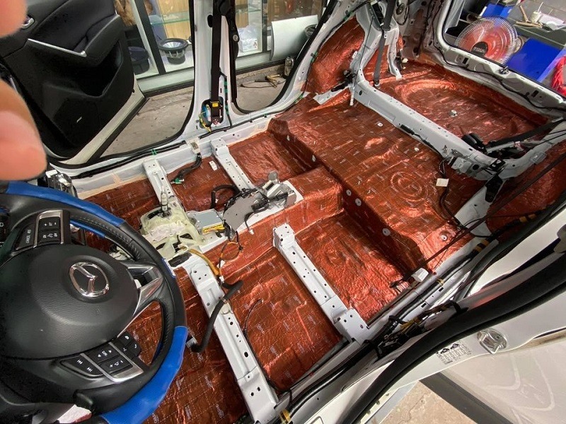 Công nghệ cách âm chống ồn xe Ford Ranger 2023 uy tín, chất lượng