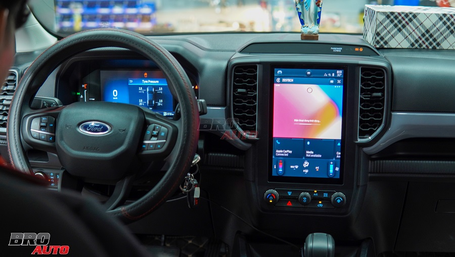 Nên lắp Android Box cho xe Ford Ranger 2023