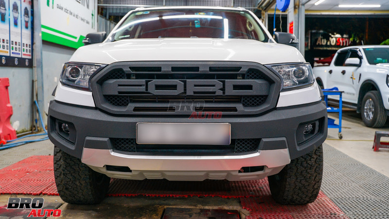 Chất liệu bodykit Ford Everest nâng cấp Raptor 100% nhựa ABS cao cấp