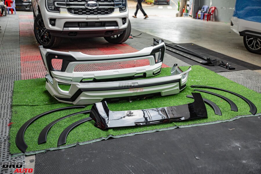 Bodykit Victor Thái Lan cho xe Ford Everest Thế hệ mới 2023