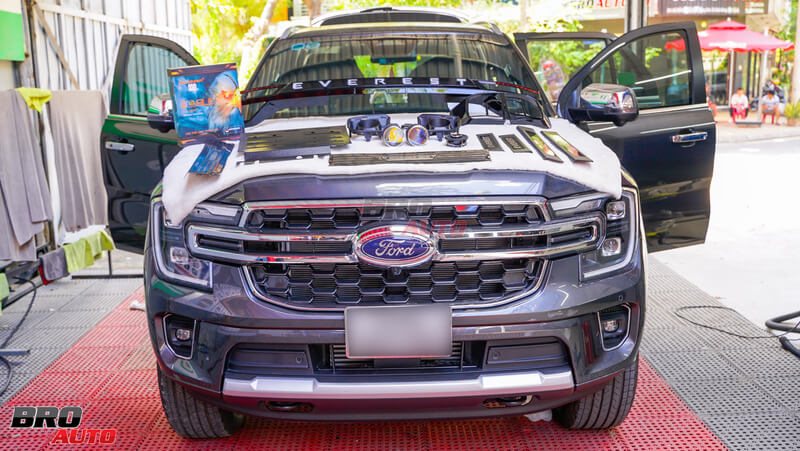 Bro Auto - Địa chỉ nâng cấp xe Ford Everest uy tín, chuyên nghiệp hàng đầu hiện nay
