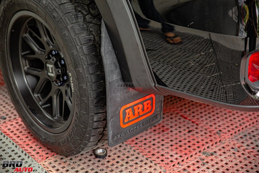 Chắn bùn ARB bảo vệ xe khỏi bùn đất