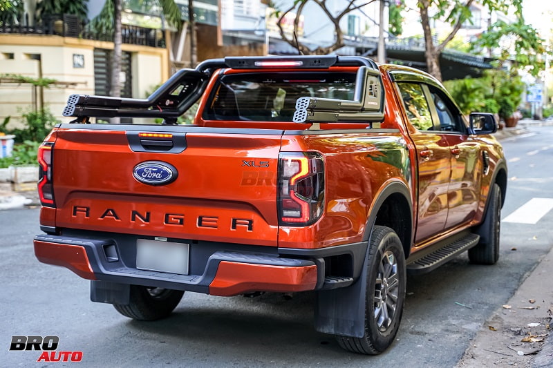 Lắp đặt thanh thể thao Hamer cho Ford Ranger XLS 2023