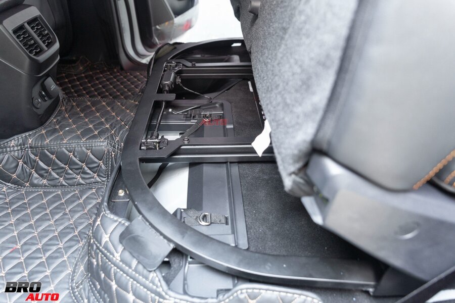 Độ Khung ghế điện ngả lưng hàng ghế sau xe bán tải 