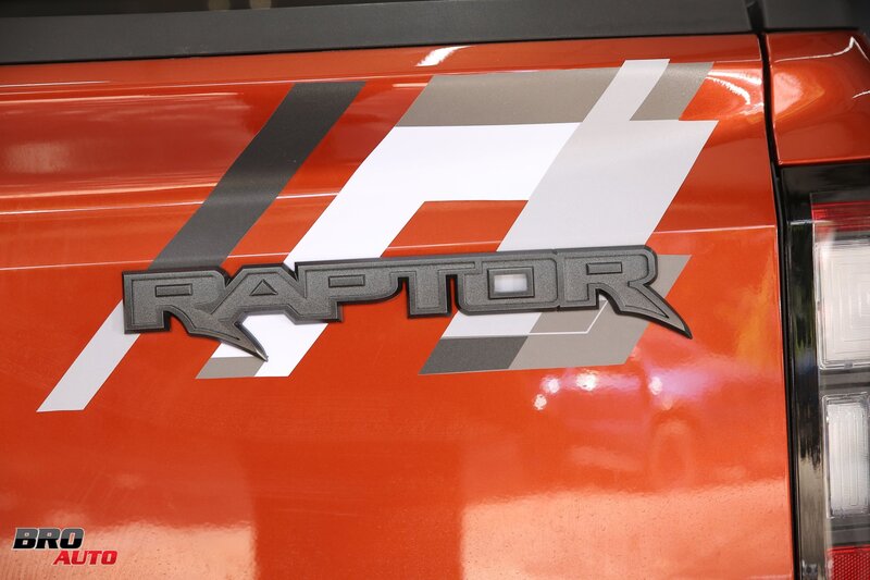 Tem xe Raptor zin bảo vệ lớp sơn xe bền màu hơn